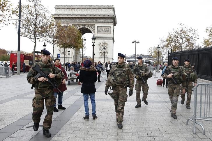La croissance pourrait etre amputee de 0,1 point a cause des attentats