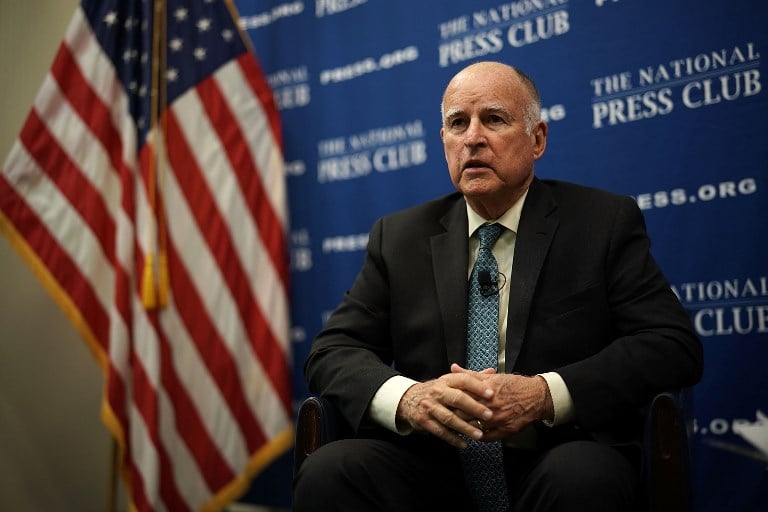 Le gouverneur de Californie Jerry Brown
