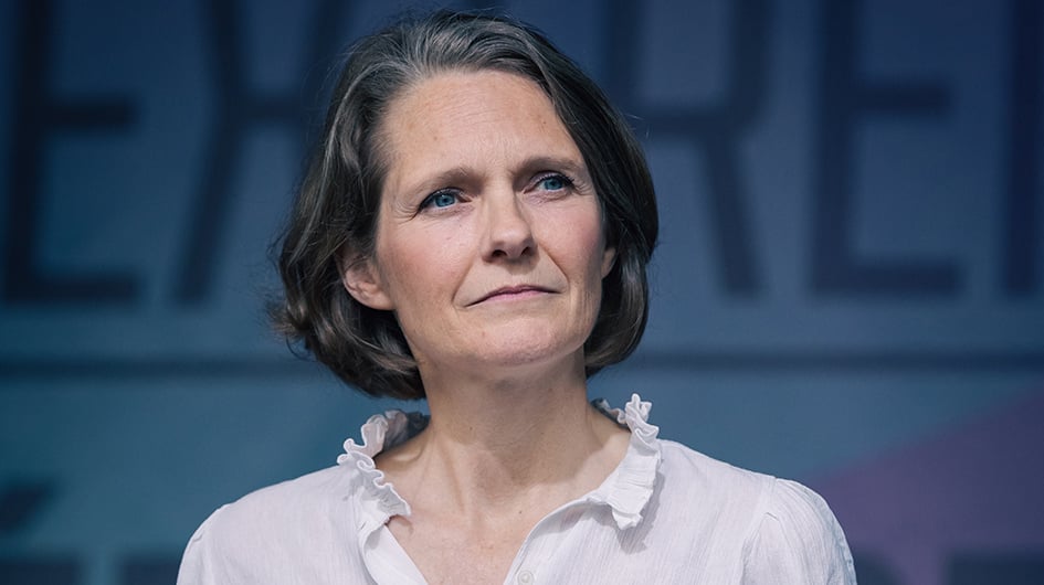Claire Nouvian, présidente de BLOOM, lors d'un rassemblement contre l'extrême droite à Paris, le 3 juillet 2024.