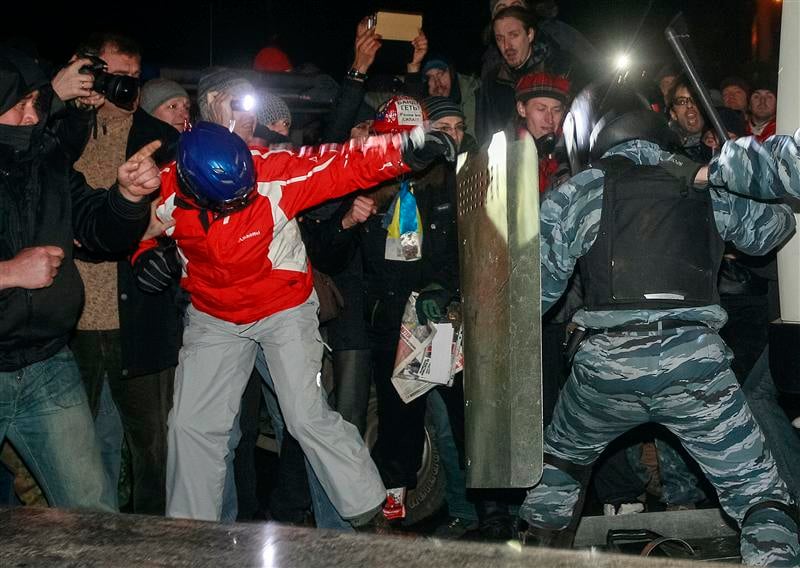 Dix blessés lors d'une manifestation à Kiev