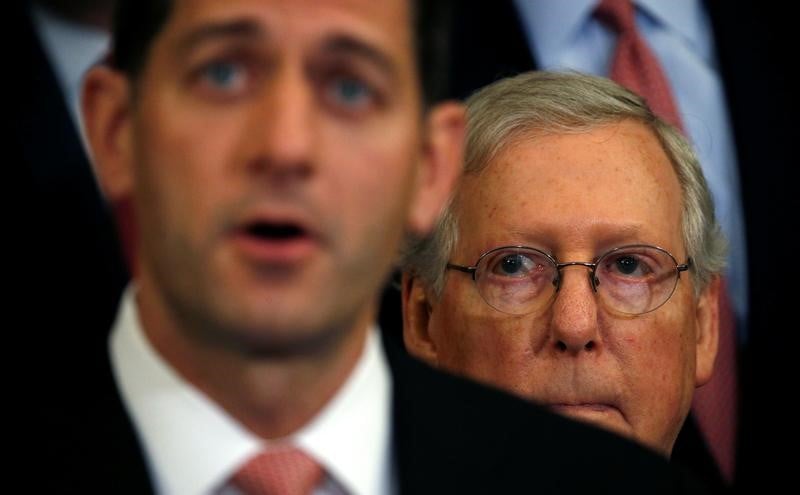 Trump reunit l'etat-major du parti republicain a camp david