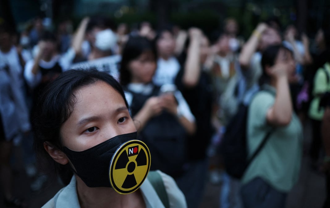 Une manifestation en Corée du Sud contre la décision du Japon de déverser les eaux de la centrale de Fukushima dans l'océan Pacifique, le 22 août à Séoul.