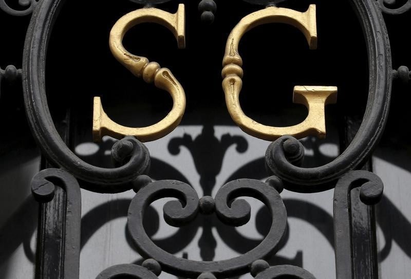 Societe generale et le cac 40 en hausse a la mi-seance