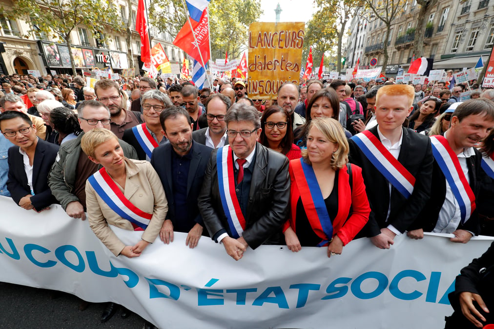 La france insoumise defile a paris