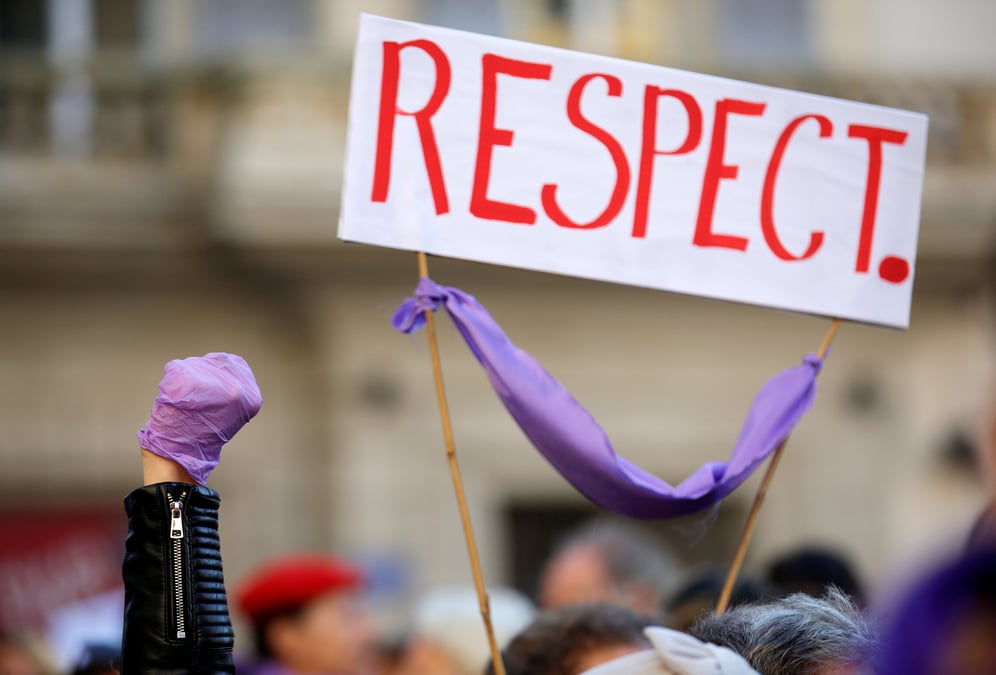 Un rapport denonce la tolerance du sexisme en france