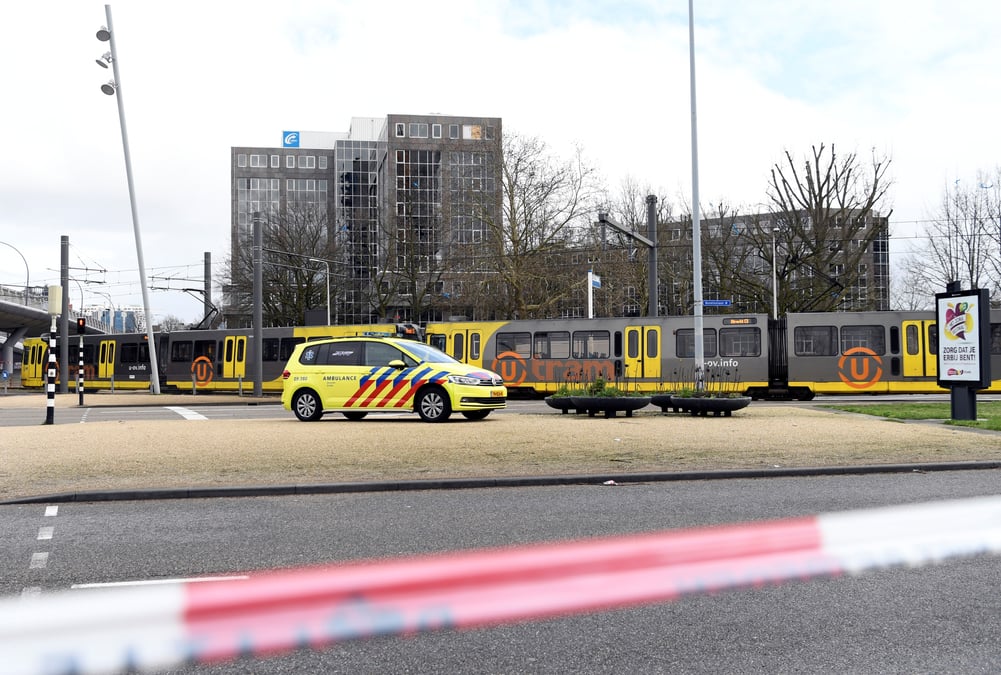 Fusillade a utrecht: des victimes, la these terroriste envisagee