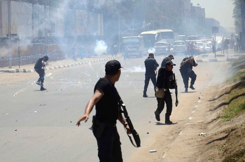 Violences au Caire un an après la chute de Morsi, cinq morts