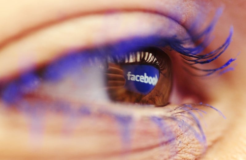 Facebook rompt avec certains courtiers de donnees
