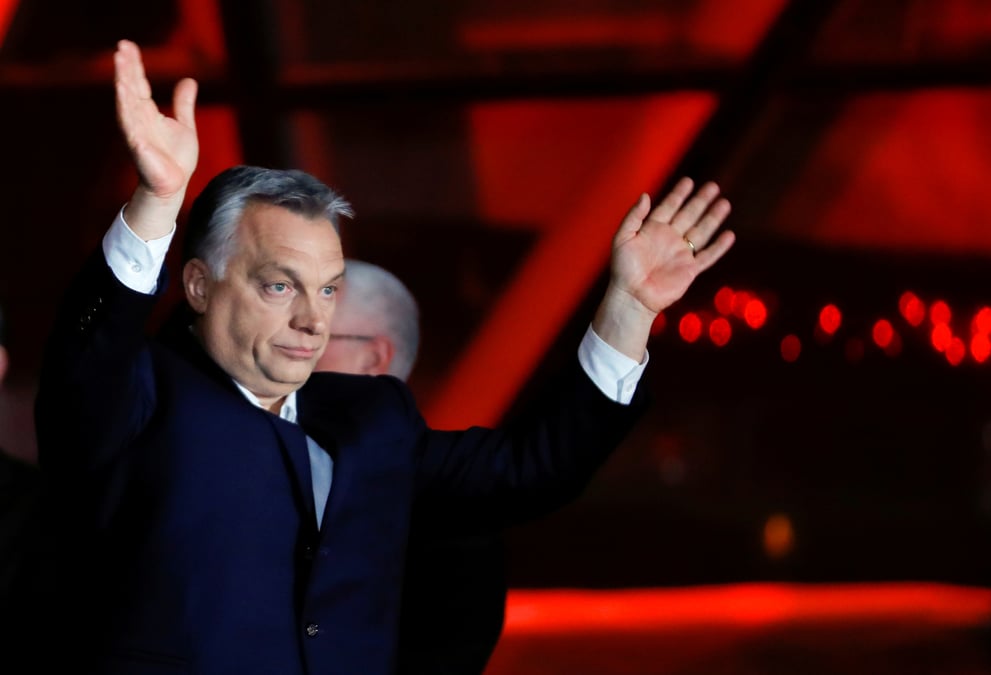 Hongrie: orban remporte un troisieme mandat, conserve sa majorite