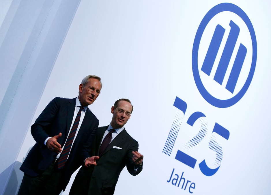 Allianz confiant pour 2015 malgre l'impact de pimco