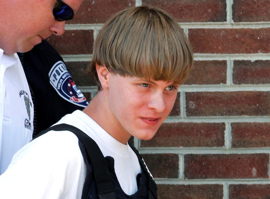 Le tueur de charleston se defendra seul