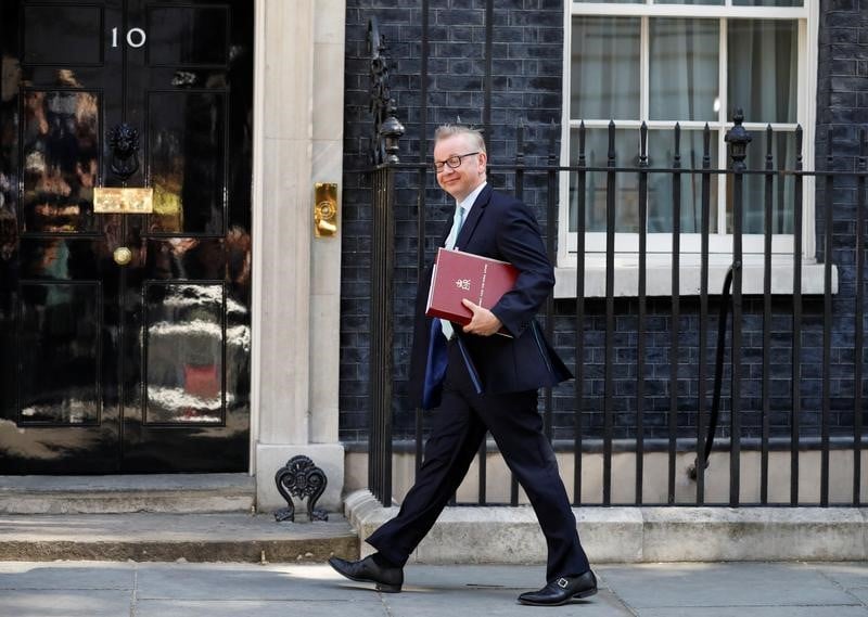 Londres quittera l'union douaniere, assure michael gove