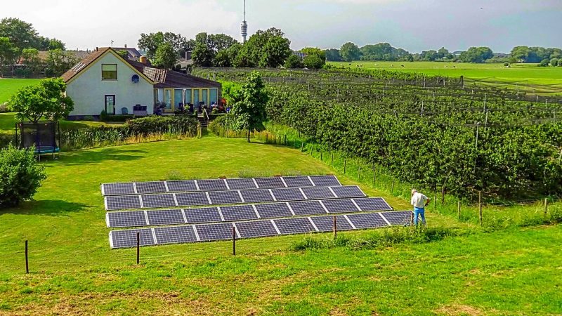 ferme solaire, particulier, maison, production d'énergie individuelle, autonomie, panneaux photovoltaïques,