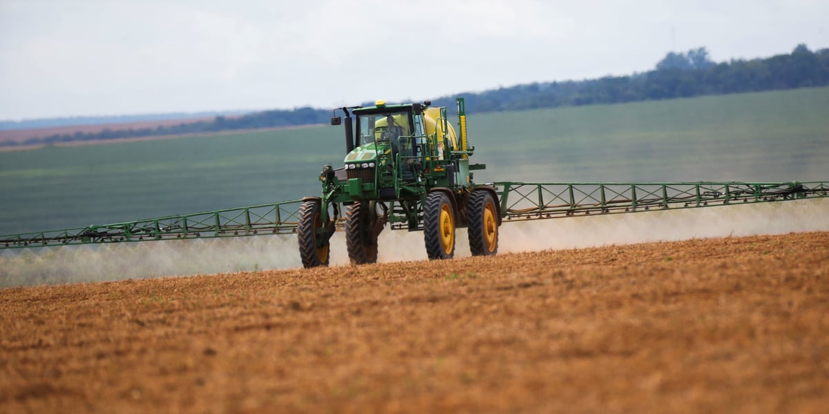 La mesure la plus décriée de ce projet de loi : la réintroduction dérogatoire de l'acétamipride, un insecticide interdit en France depuis 2018 (photo d'illustration).