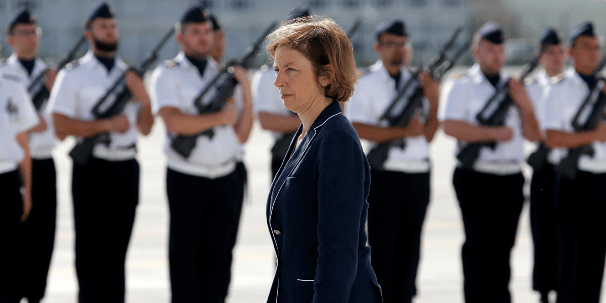 Parly annonce un programme de rafale a 2 milliards d'euros pour les forces francaises