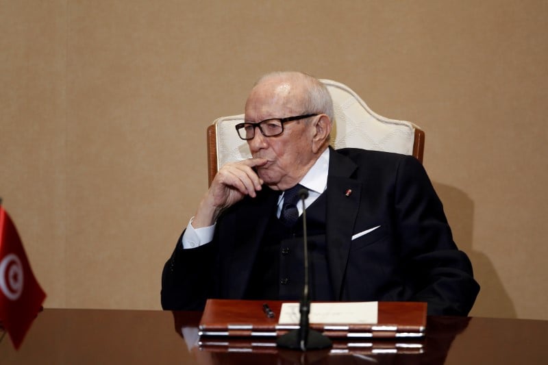 Le president tunisien hospitalise