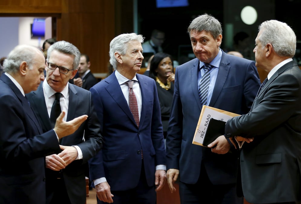 L'ue cherche un accord sur l'echange de renseignements apres les attentats