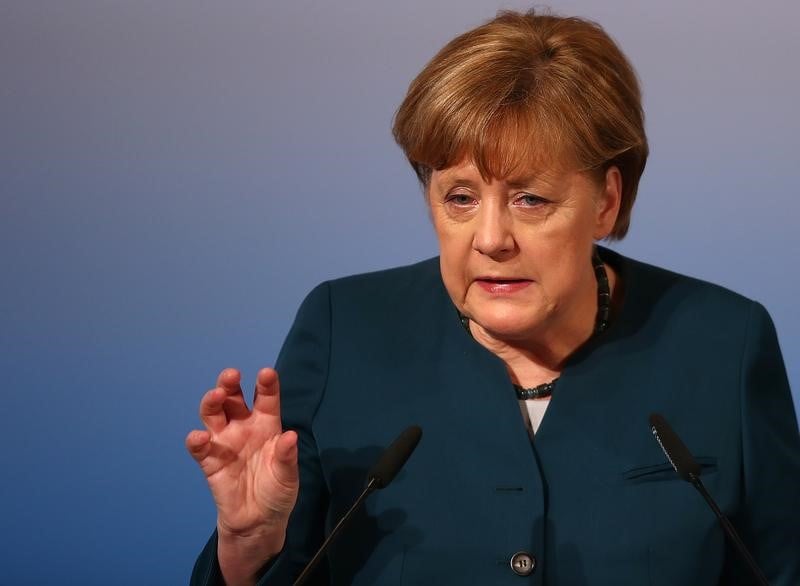 Merkel dit non aux euro-obligations