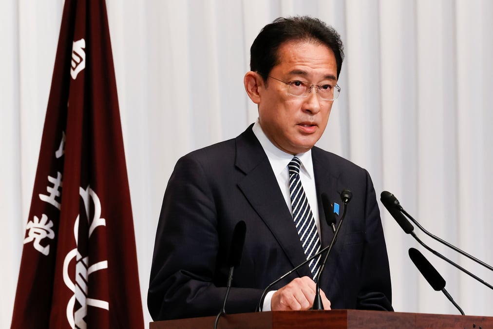 Japon: conforte par un succes electoral plus large qu'attendu, kishida a l'offensive