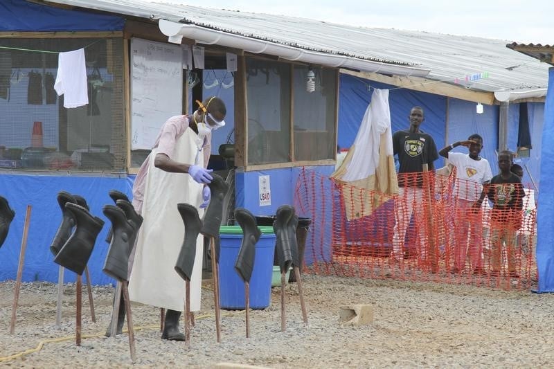 La fièvre Ebola a fait 4.950 morts, selon l'OMS