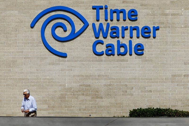 Altice reste interesse par un rachat de time warner cable