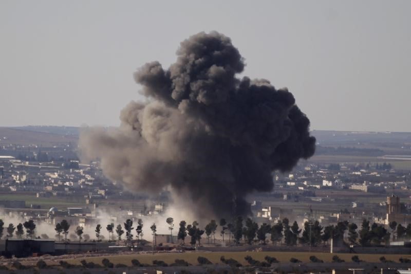 Raids de l'armee turque sur al bab en syrie
