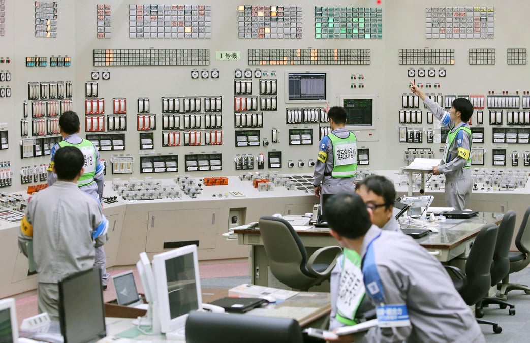 Redemarrage de l'activite nucleaire au japon
