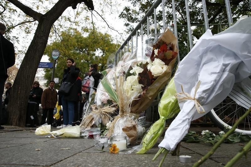 Un membre des eagles of death metal raconte l'attaque du bataclan
