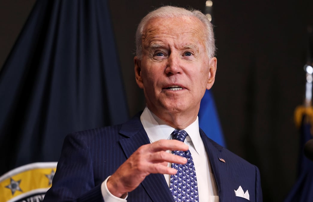 Etats-unis: la vaccination obligatoire pour les employes federaux envisagee, dit biden