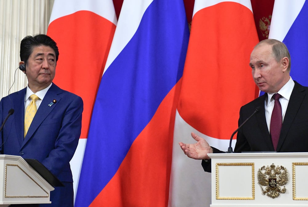 Le contentieux sur les kouriles au coeur de la rencontre poutine-abe