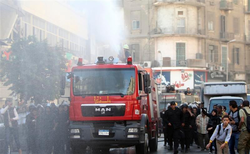 La police disperse brutalement des manifestants en Egypte