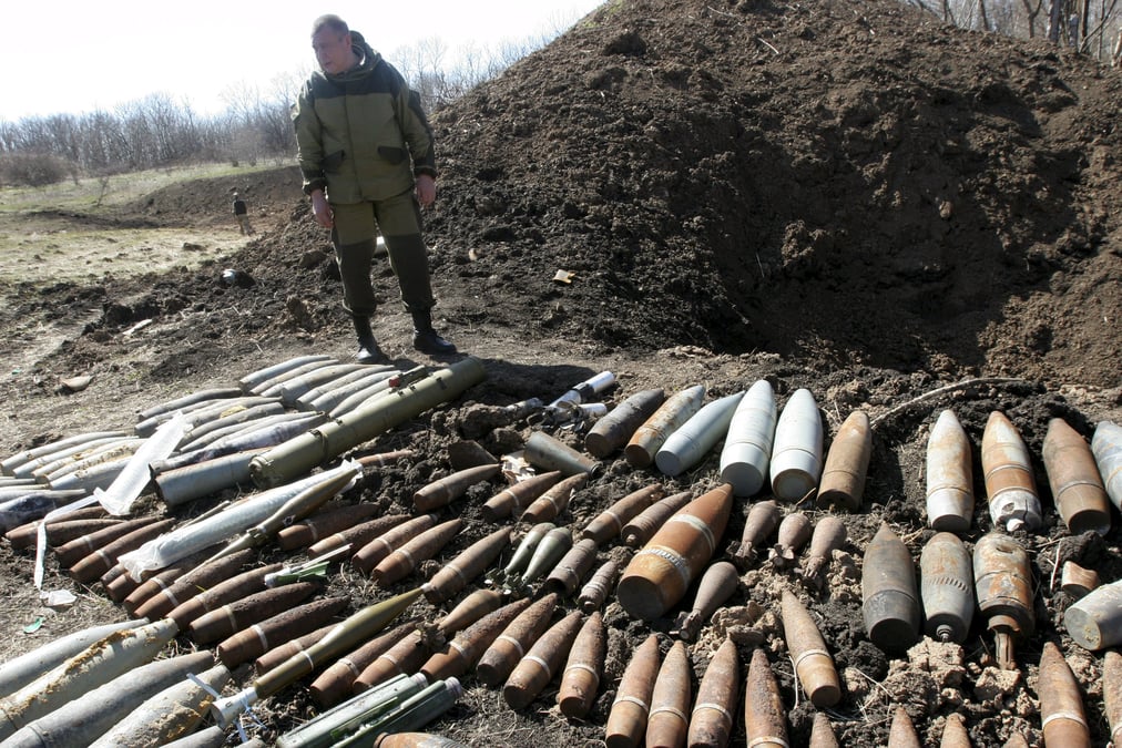 Laurent fabius preoccupe par la situation en ukraine