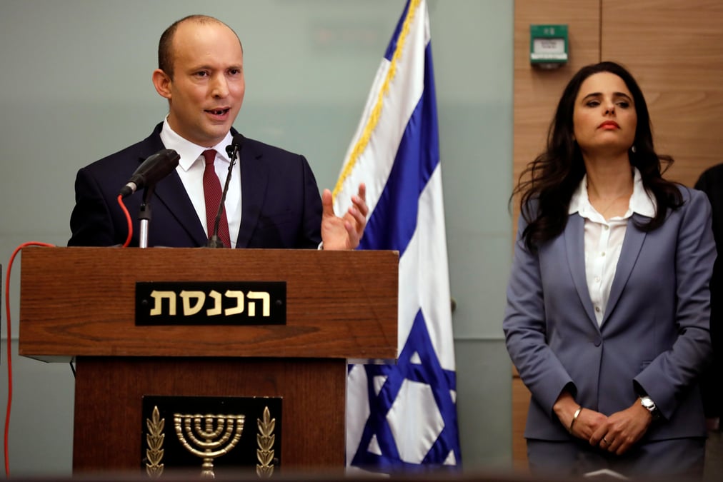 Le spectre d'elections anticipees s'eloigne en israel