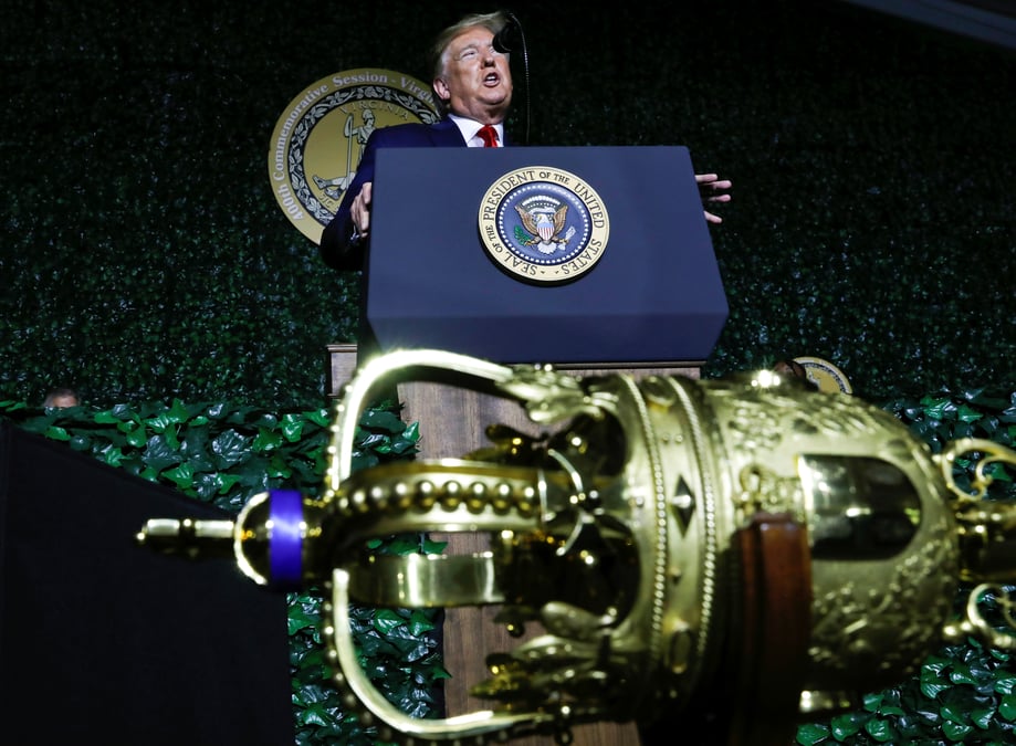 Trump prononce un discours condamnant l'esclavage