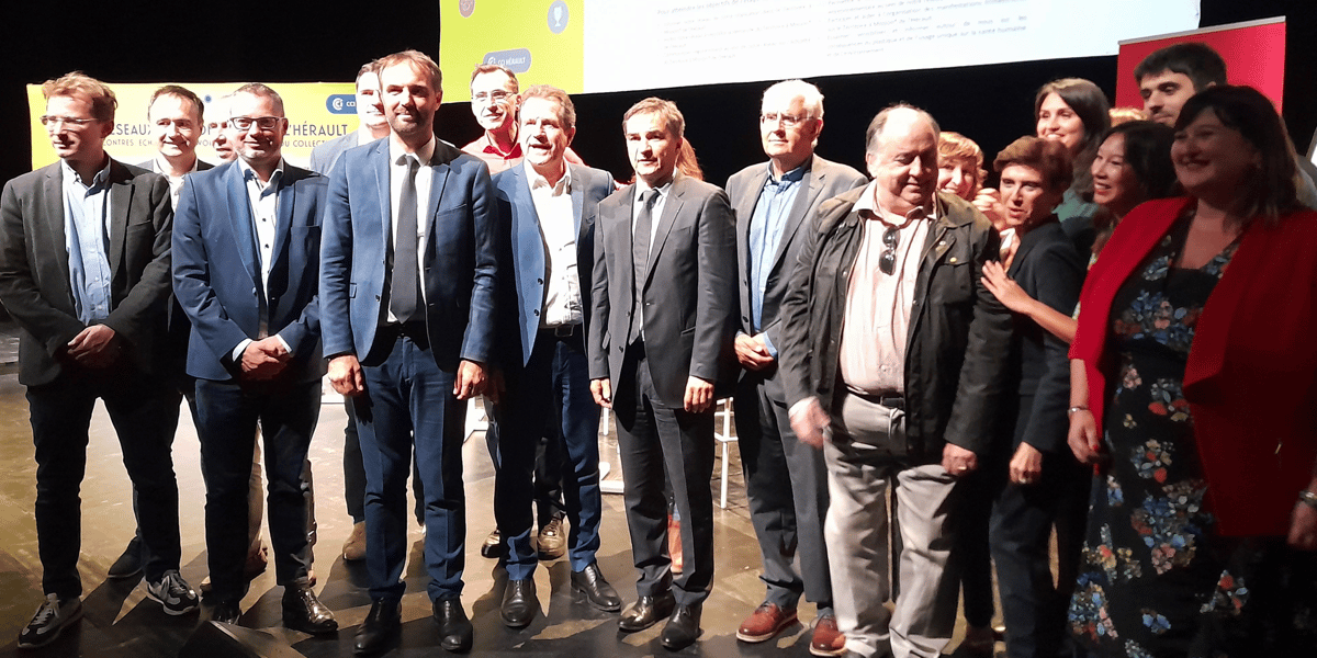 Le 28 septembre 2022, 17 réseaux économiques et des acteurs privés et publics ont signé la charte d'engagement du Territoire à Mission dans l'Hérault.