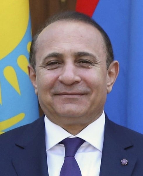 Demission du premier ministre armenien