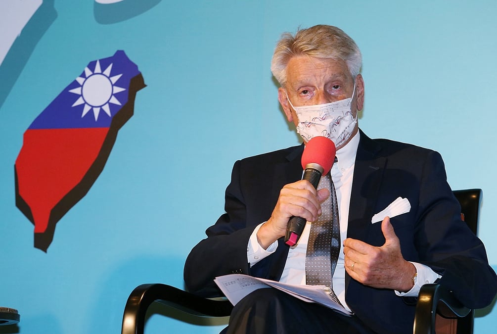 Taiwan est un "pays", insiste alain richard malgre la colere chinoise