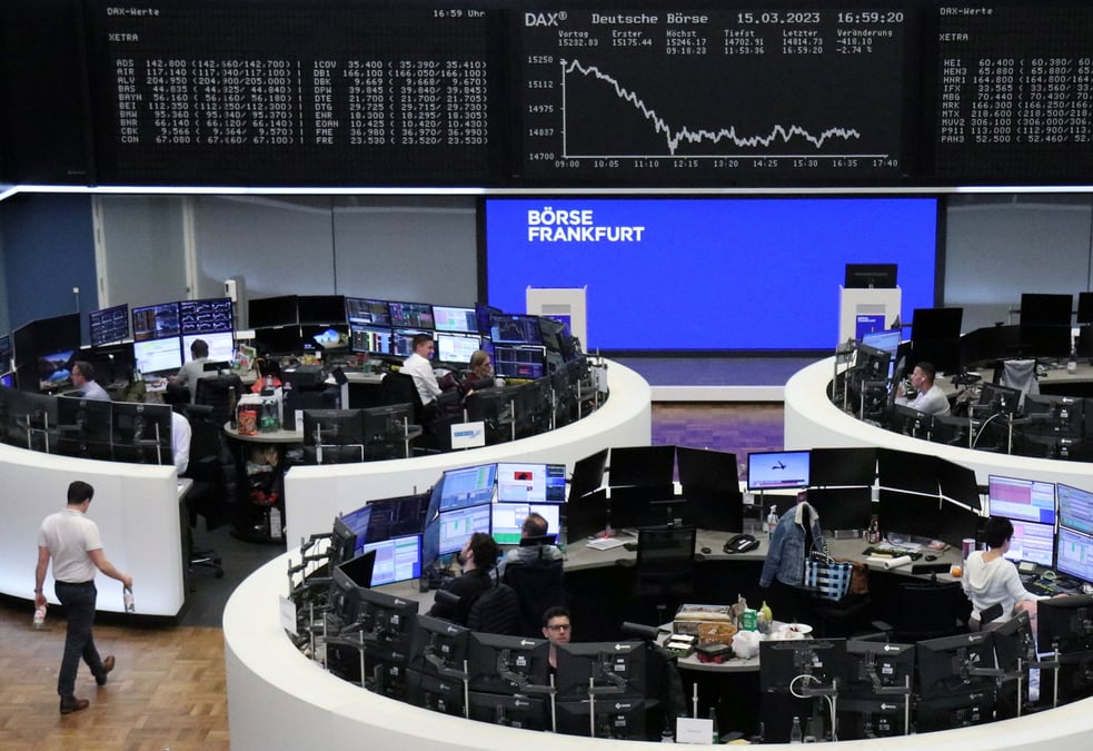 Photo du graphique dax de l’indice boursier allemand a la bourse de francfort