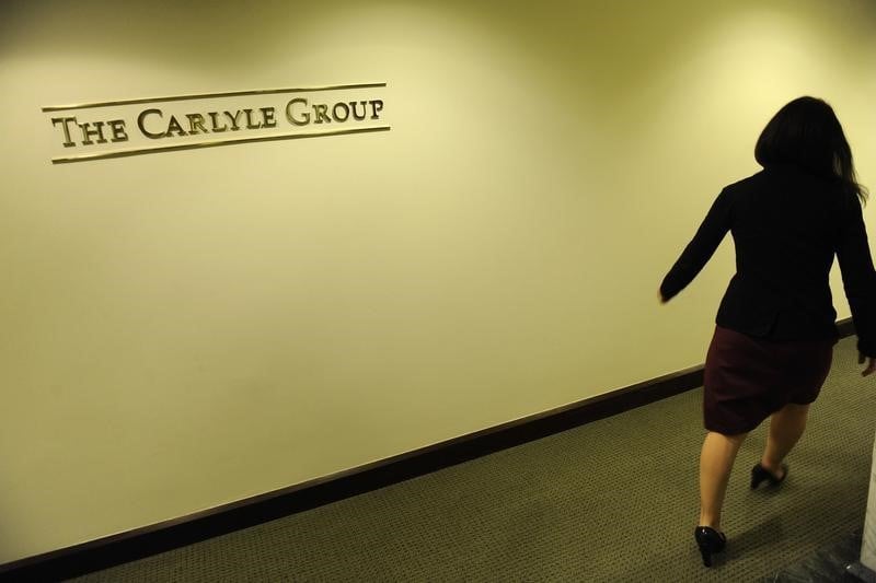 Carlyle reprendra l'activite de stockage de donnees de symantec