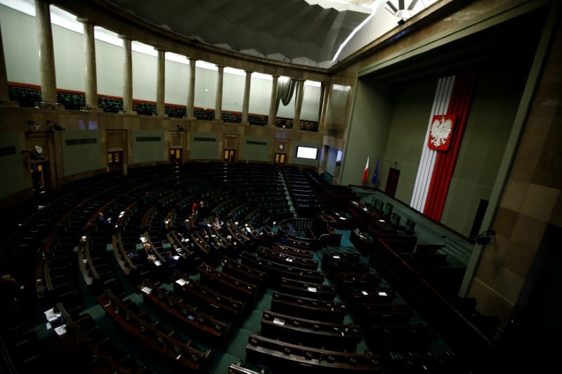 Le parlement polonais modifie la reforme de la justice