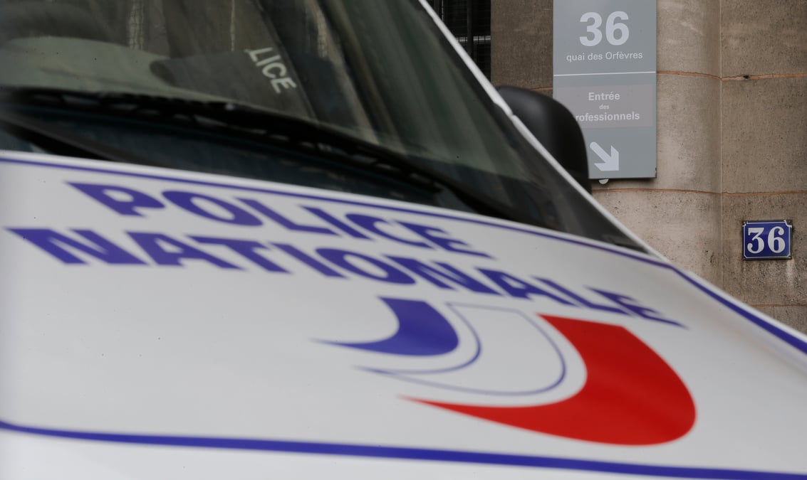 Des policiers en appellent a castaner contre une page facebook