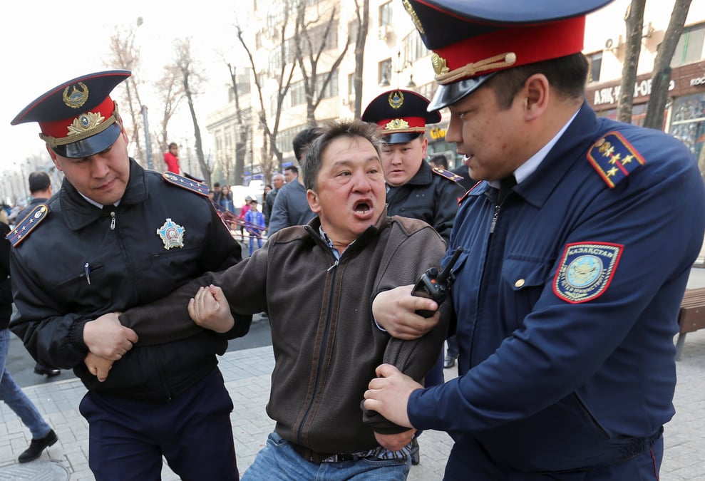 Kazakhstan: des dizaines de manifestants anti-regime interpelles