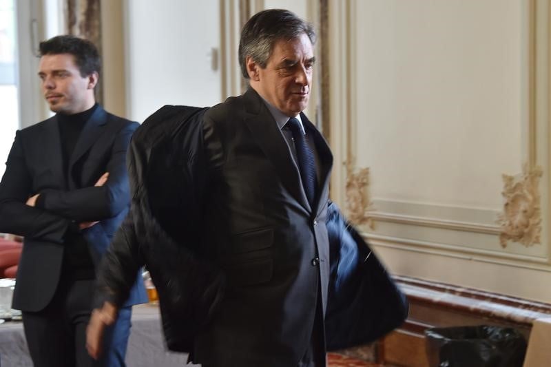 Fillon a l'intention d'etre candidat a la presidentielle "jusqu'a la victoire"