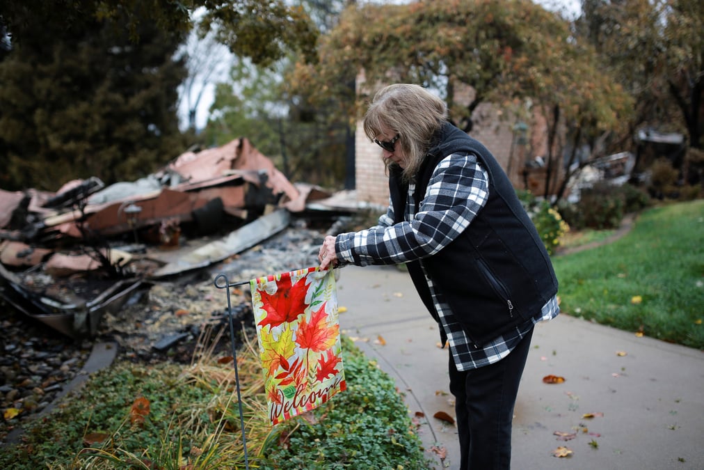 Californie: retour a paradise d'habitants ayant fui l'incendie "camp fire"