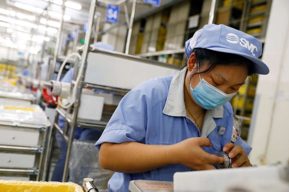 Chine: l'activite manufacturiere a progresse moins vite en decembre