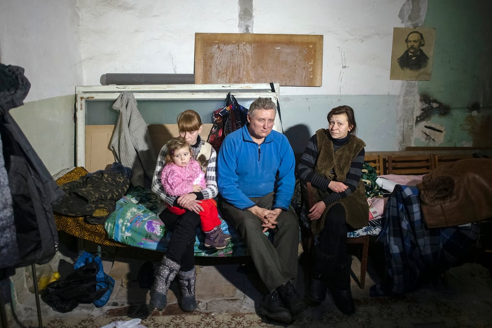 A debaltseve, dans l’est de l’ukraine, les habitants vivent au rythme des bombardements