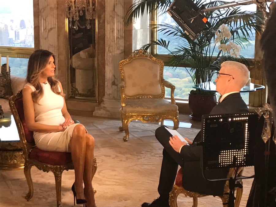 Melania trump prend la defense de son mari