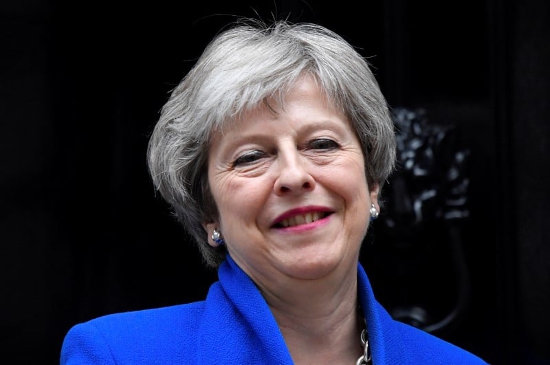 Les lords approuvent la loi sur le brexit de theresa may