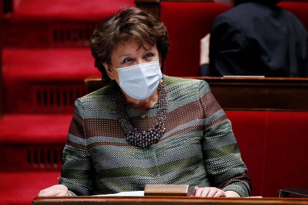 France: roselyne bachelot positive au covid-19