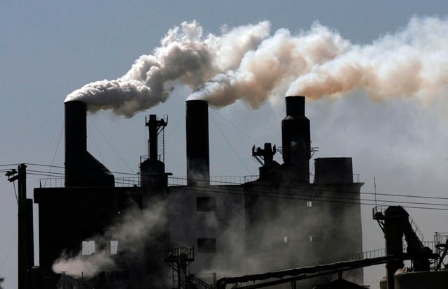 Les émissions de gaz à effet de serre ont poursuivi leur recul en France, enregistrant une baisse de 4,8% en 2023 par rapport à 2022.